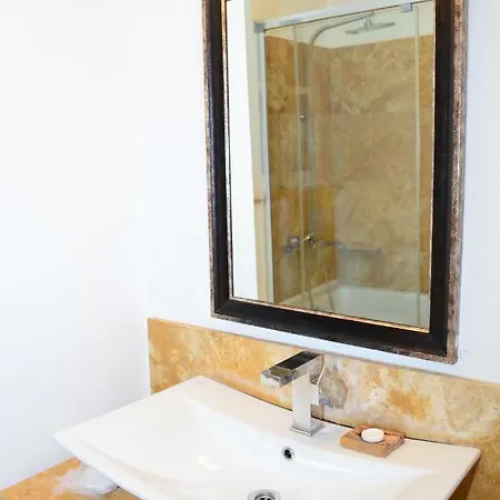 Gule Cunda ホテル *