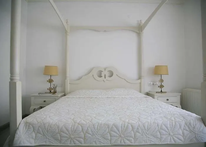 Gule Cunda Готель Айвалик