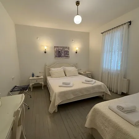 Gule Cunda Ayvalı